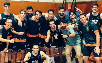 El Bàsquet Pia, celebrant la victòria contra el Lliça d'Amunt | @BasquetPia